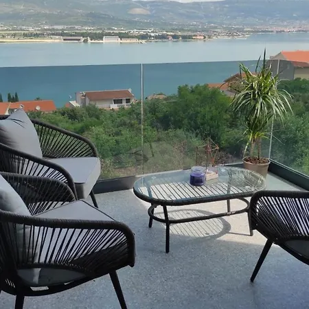 Feel Good View Апартаменты Трогир